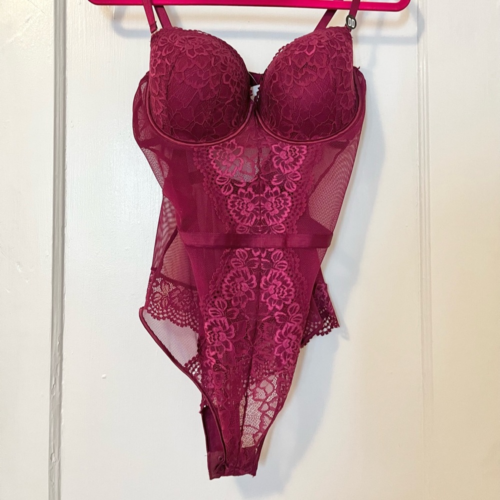 Sexy lace burgundy bodysuit, never worn